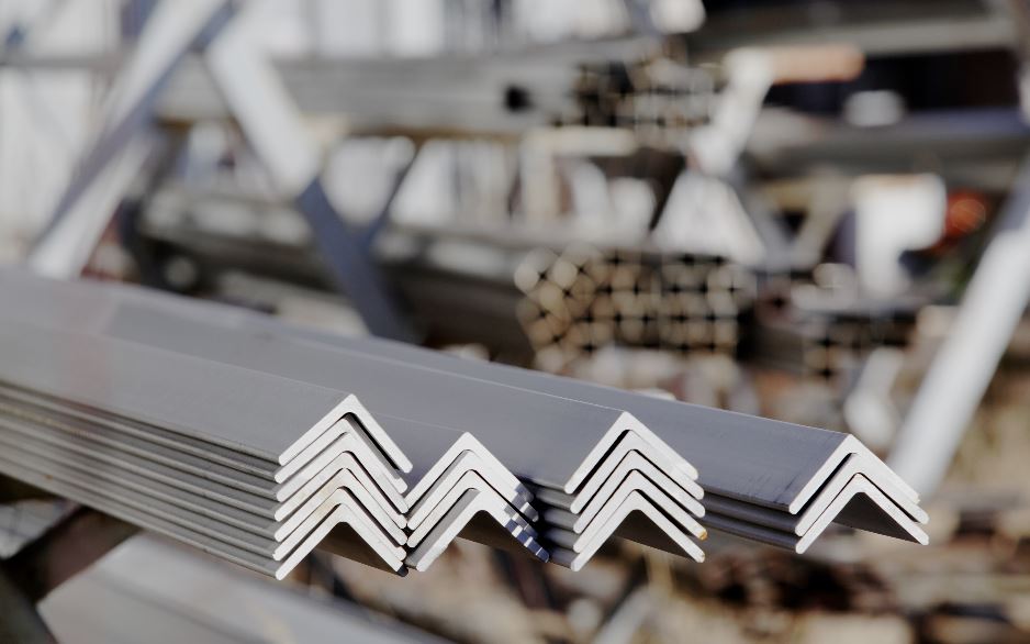 Palvelut - teräksenlujaa palvelua jo 50 vuoden ajan