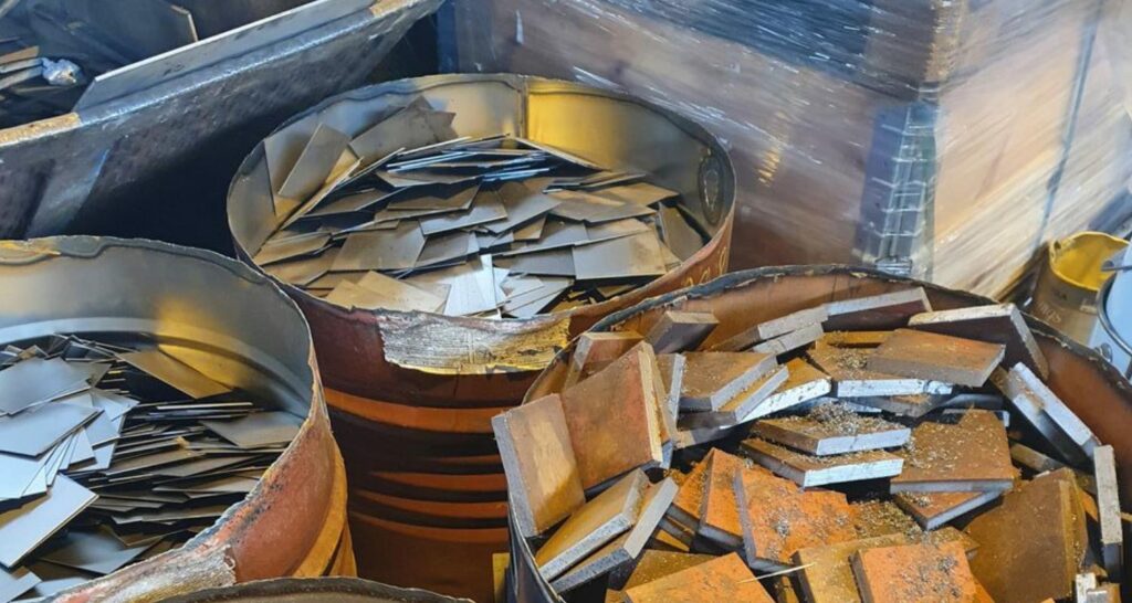 Teräsjaakko - Teräsjaakko leikkaa määrämittaan - vaaka14 asennuspalat ja kiilat