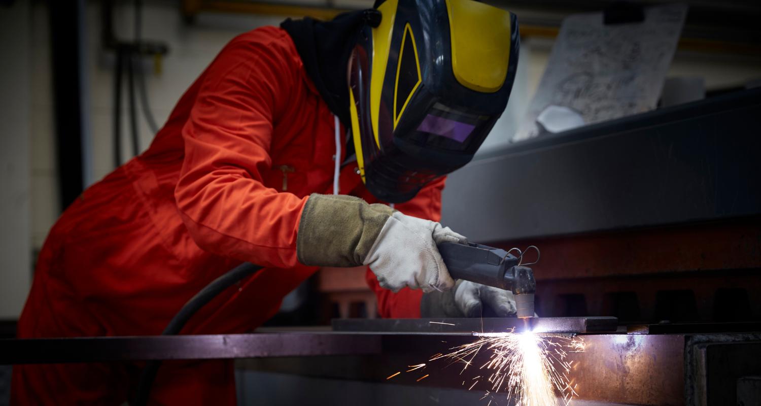 Teräsjaakko - Teräsjaakko leikkaa määrämittaan